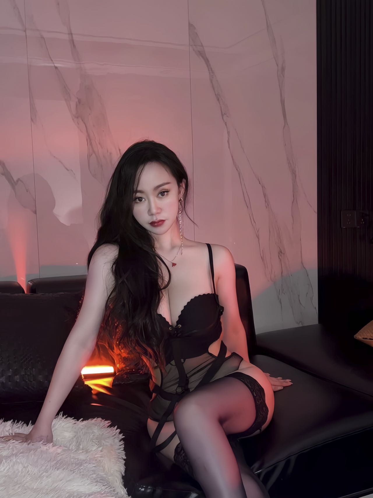 Beautiful Asain Party Girl NEW in Glasgow with good service