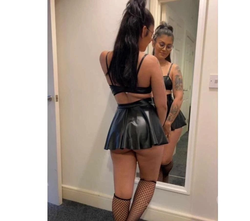 Hi i’m melissa back în town