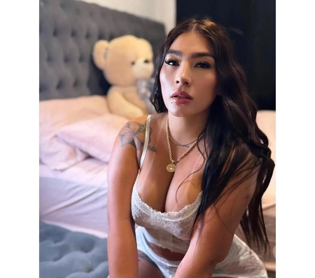 🩷🎀GENUINE🎀🩷LATINA🎀🩷BIANCA🎀🩷