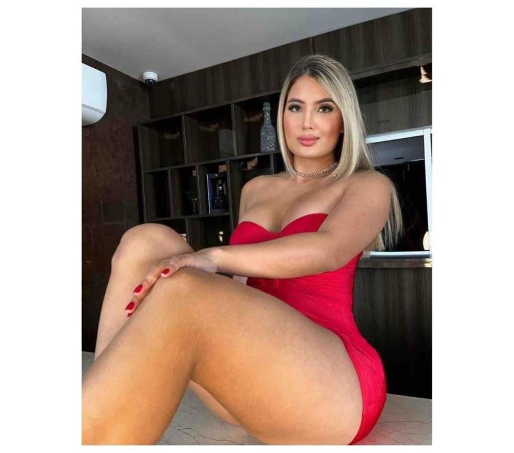 Victoria here xx best services x outcalls