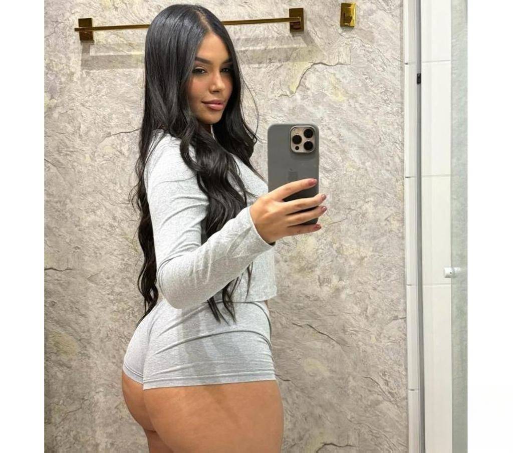 – AYLLA BRUNETTE HOT ✨