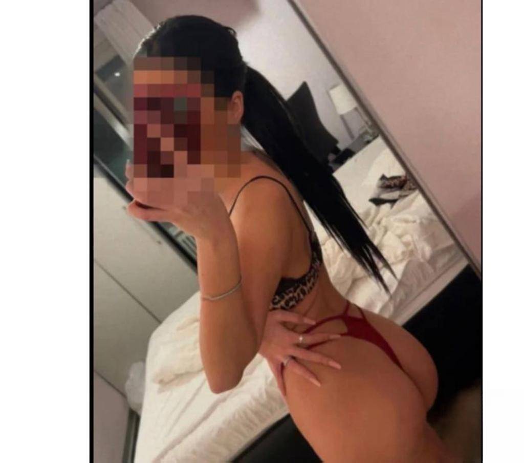 Sabri,party girl,love ***