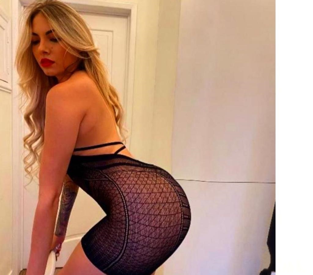 Carolzinha loirininha