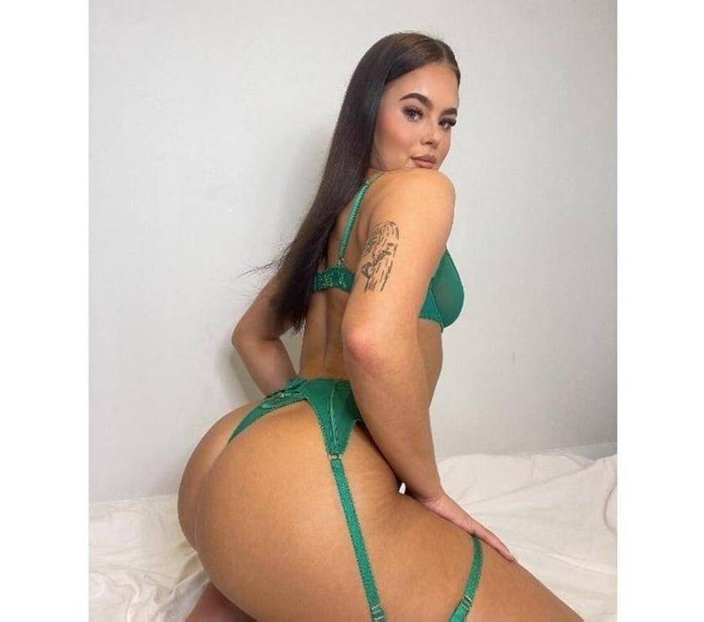 NEW IN TOWN💋🥂Naughty Girl👄PERFECT BODY🥵