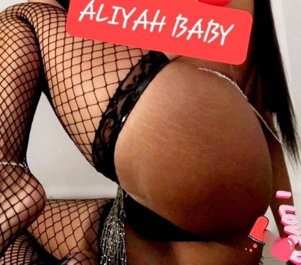 Aliyah party Girl Awaiting naughty fun in a discreet place