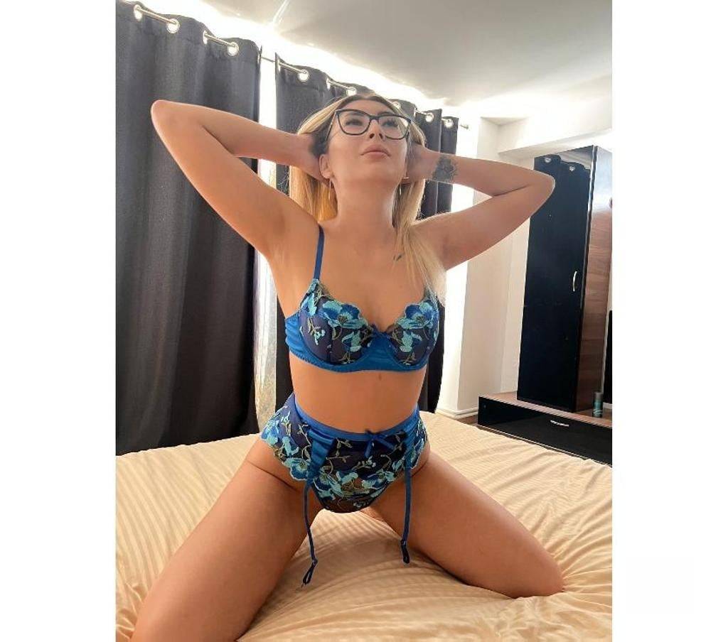 Selena ❤️💦 back in Leeds🔥 hot ❤️100% real