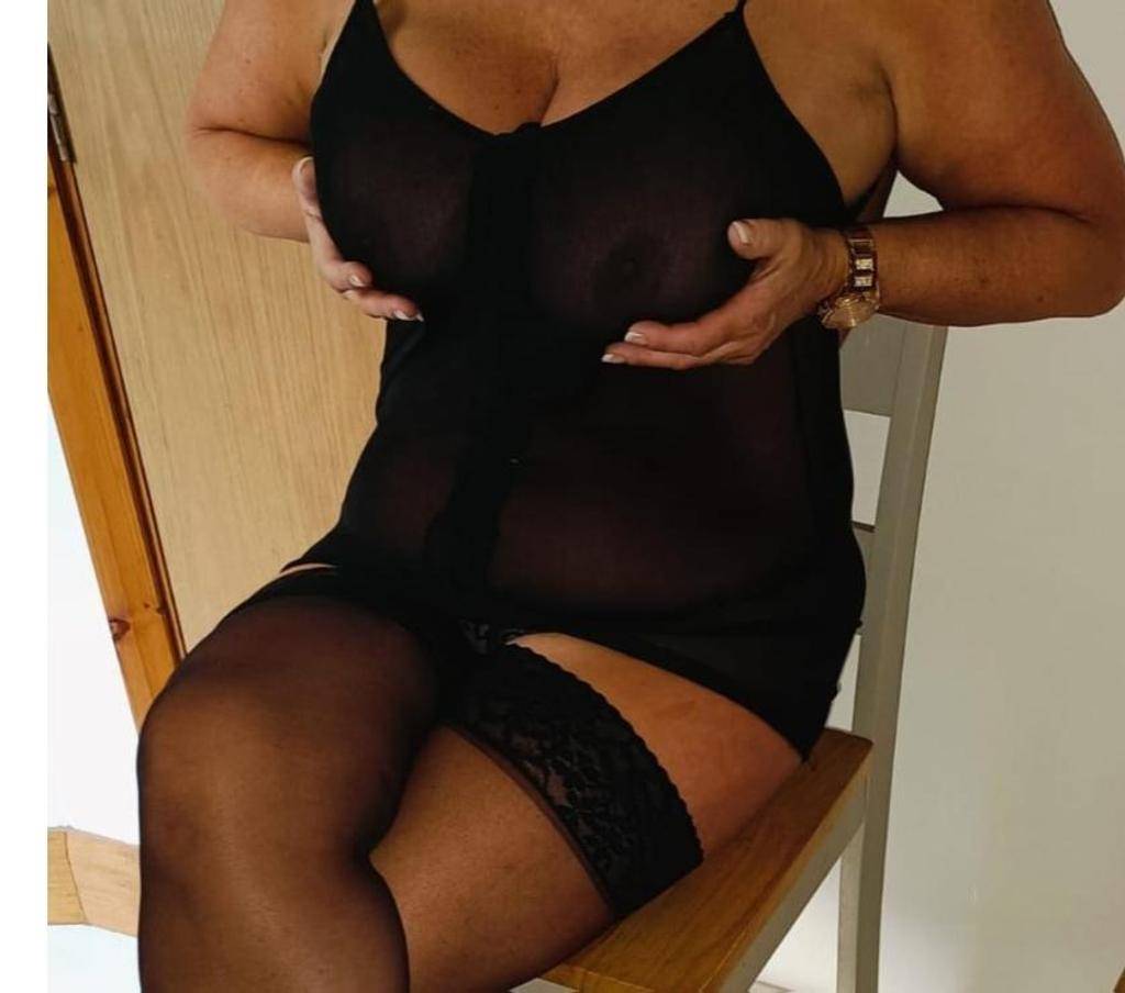 Local mature Joanne 07896 338773